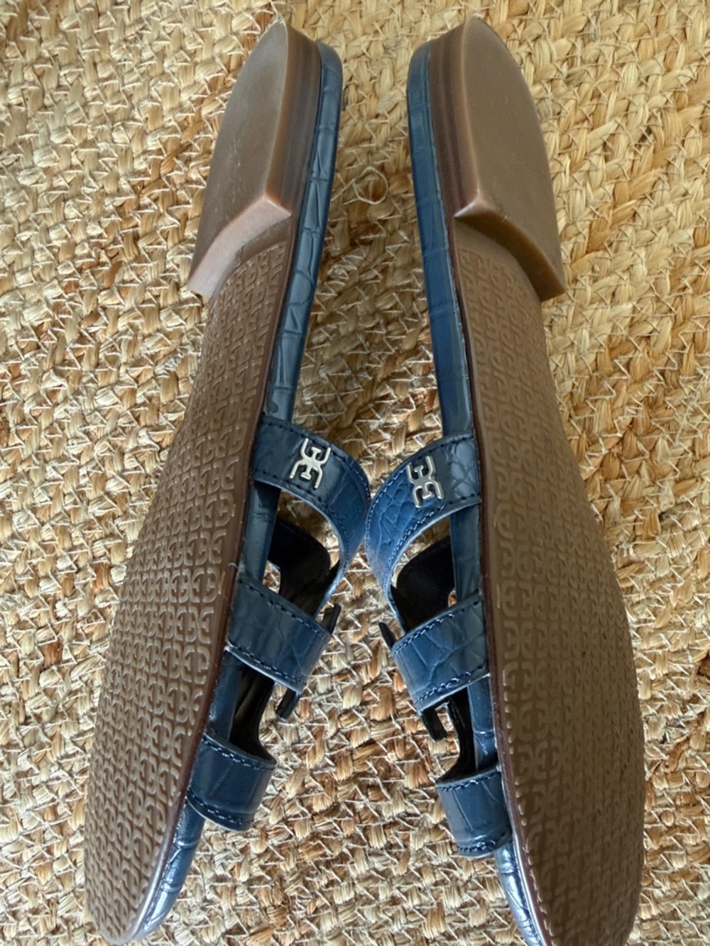 Sam Edelman Croc-Embossed Navy Slide Bay Sandals with Cutout Straps 8 1/2 - Picture 3 of 5